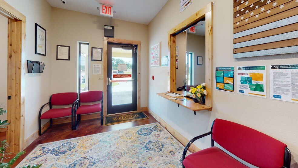 More Photos Of 4150 Highway 36 S, Brenham Shelter For Sale