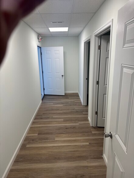 More Photos Of 464 James Burr Blvd, Kearneysville Unknown For Lease