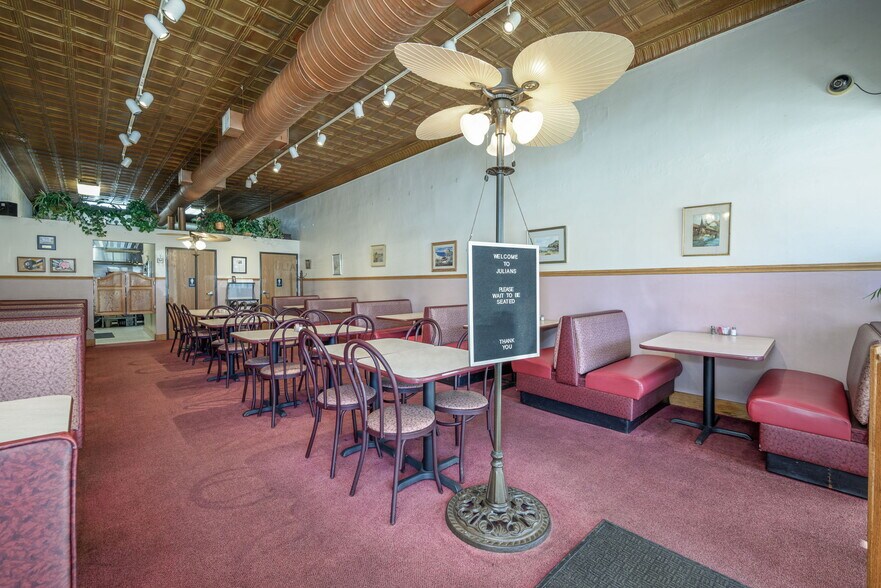 More Photos Of 314 Pioneer St, Akron Storefront For Sale