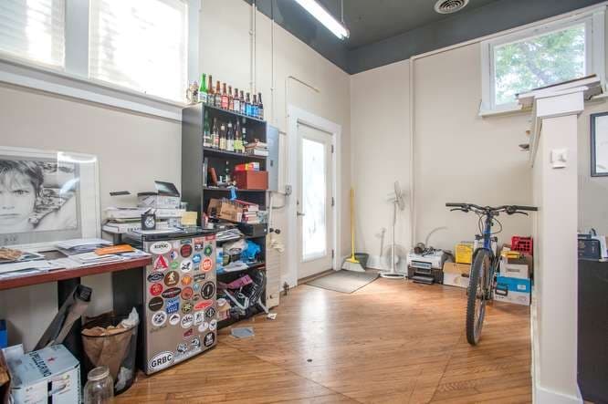 More Photos Of 330 N Institute St, Colorado Springs Freestanding For Sale