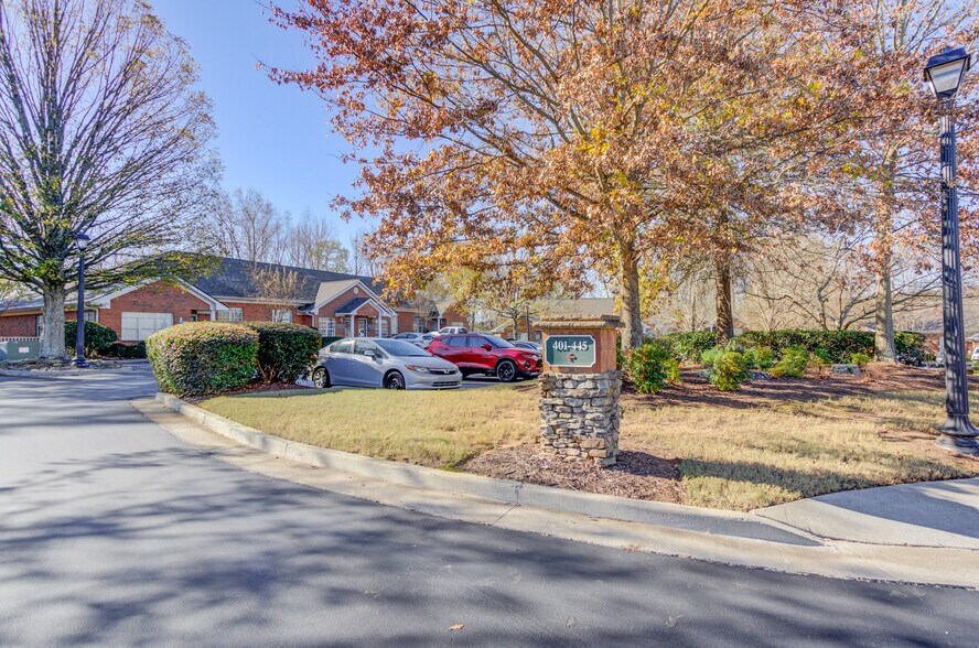 More Photos Of 401-413 Creekstone Rdg, Woodstock Office Residential For Sale