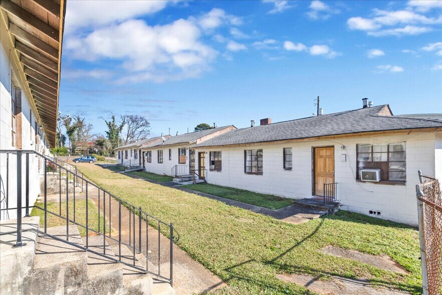 More Photos Of 608 1st St S, Birmingham Apartments For Sale