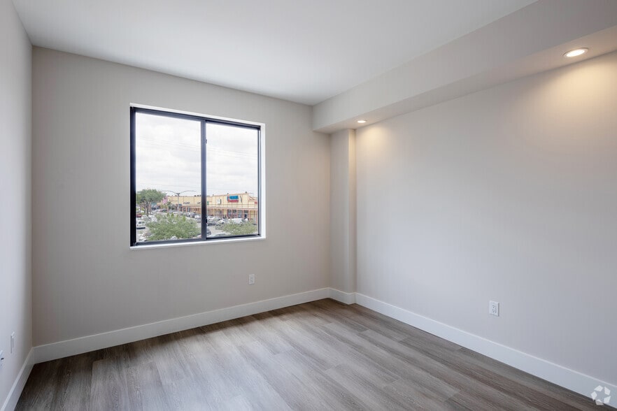 More Photos Of 8400 NW 27th Ave, Miami Apartments For Lease