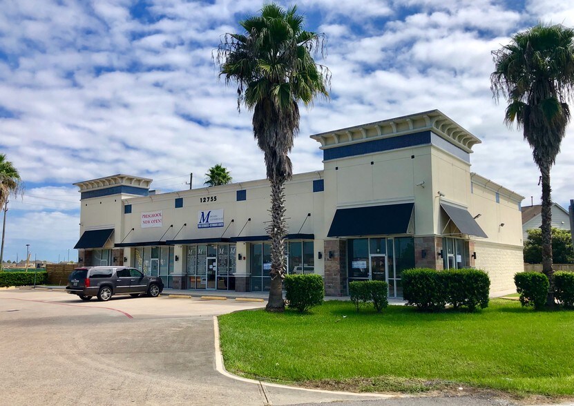 More Photos Of 12755 Walters Rd, Houston Storefront Retail Office For Lease