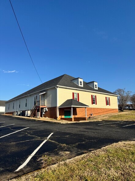 More Photos Of 1198 Wyke Rd, Shelby Medical For Sale