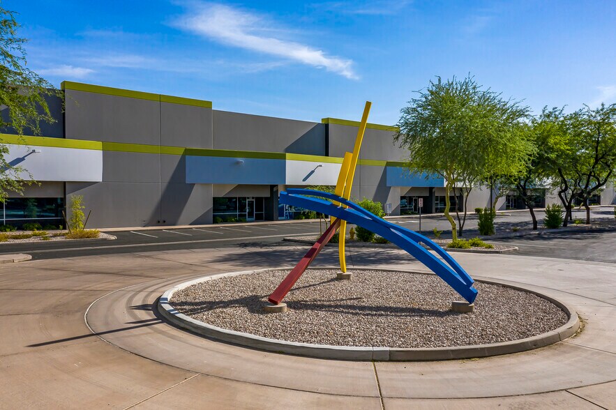 More Photos Of 8350 S Kyrene Rd, Tempe Warehouse For Lease