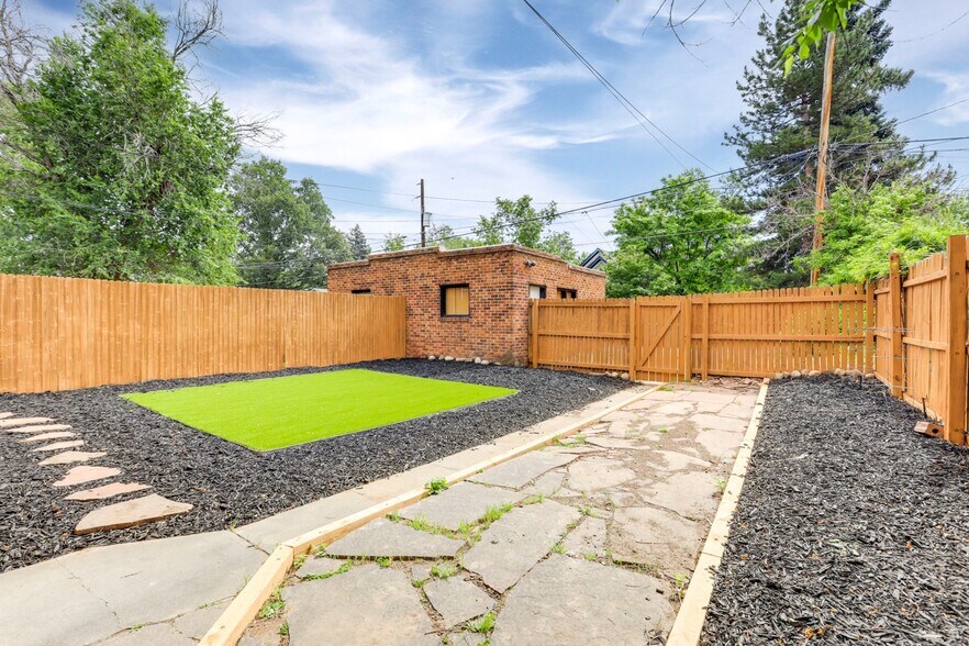 More Photos Of 848-852 S Logan St, Denver Apartments For Sale