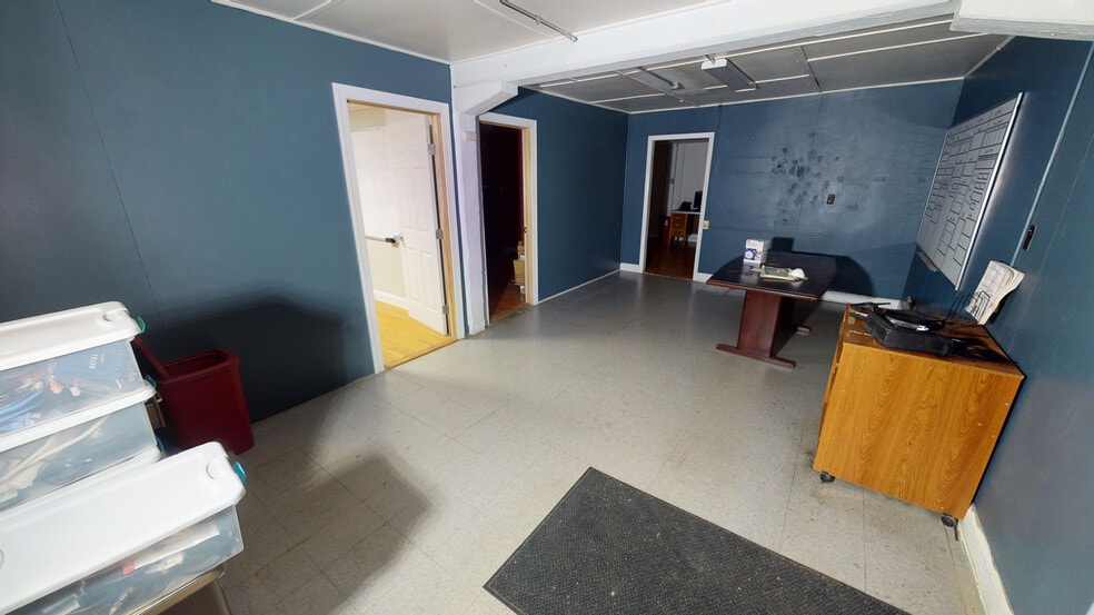 More Photos Of 945 Mill Rd, Loudonville Industrial For Sale