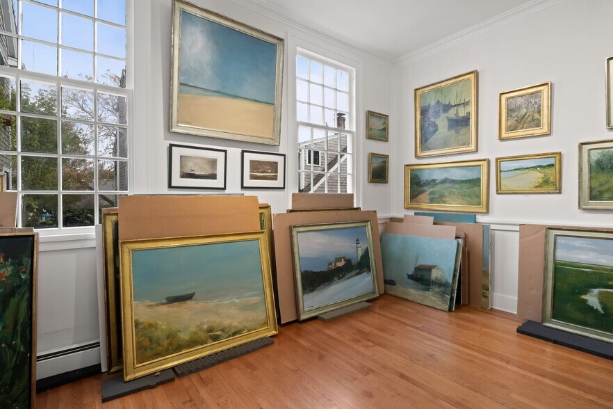 More Photos Of 418 Commercial St, Provincetown Storefront Retail Residential For Sale