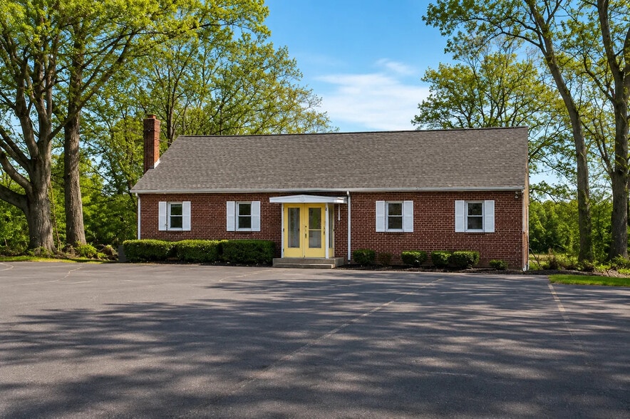 More Photos Of 1 Lenola Dr, Farmington Light Manufacturing For Sale