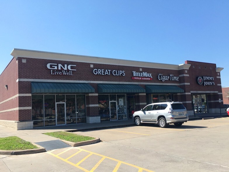 More Photos Of 5900-6000 Hwy 6, Missouri City Department Store For Lease