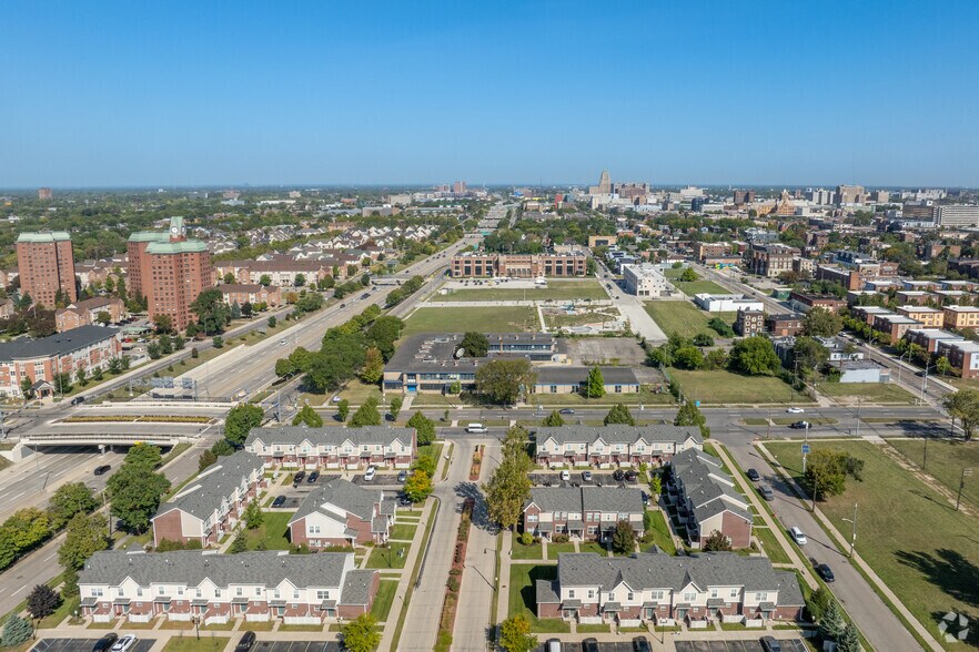More Photos Of 3550 John C Lodge Fwy, Detroit Schools For Sale