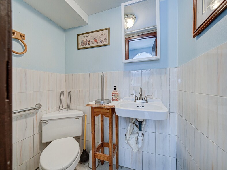 More Photos Of 929 NJ-12 Hwy, Frenchtown Flex For Sale