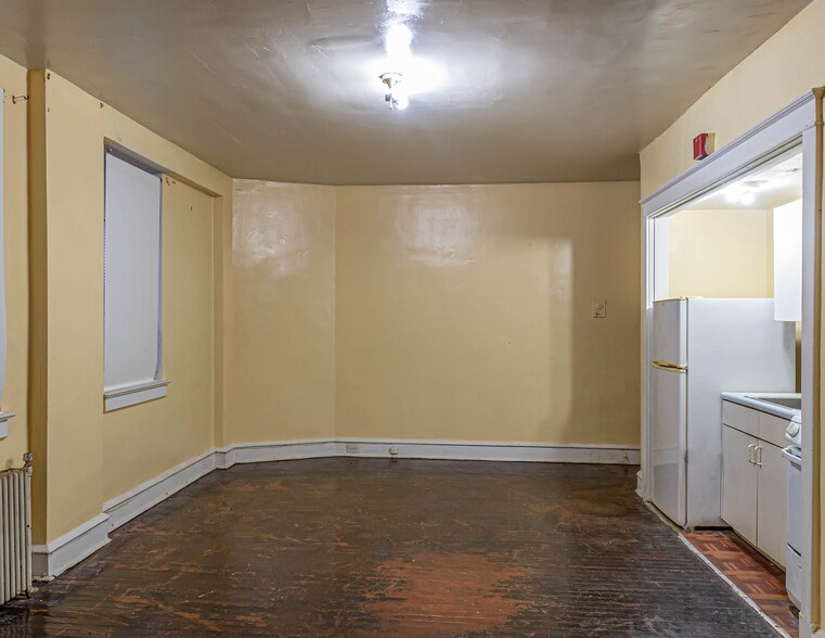 More Photos Of 136 Garrett Rd, Upper Darby Township Apartments For Sale