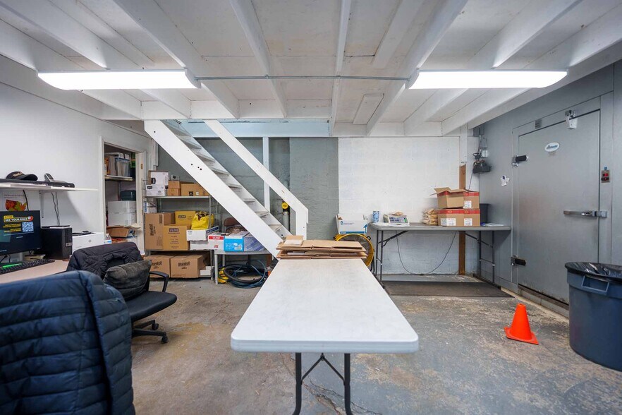 More Photos Of , Flushing Unknown For Sale