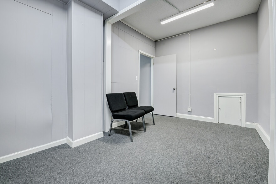 More Photos Of 2601 Prospect St, Houston Medical For Sale