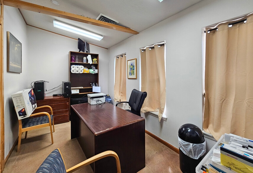More Photos Of 14406 Old Mill Rd, Upper Marlboro Office For Sale