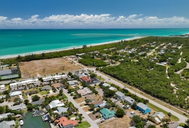 More Photos Of 1000 Shorewinds Dr, Hutchinson Island Apartments For Sale