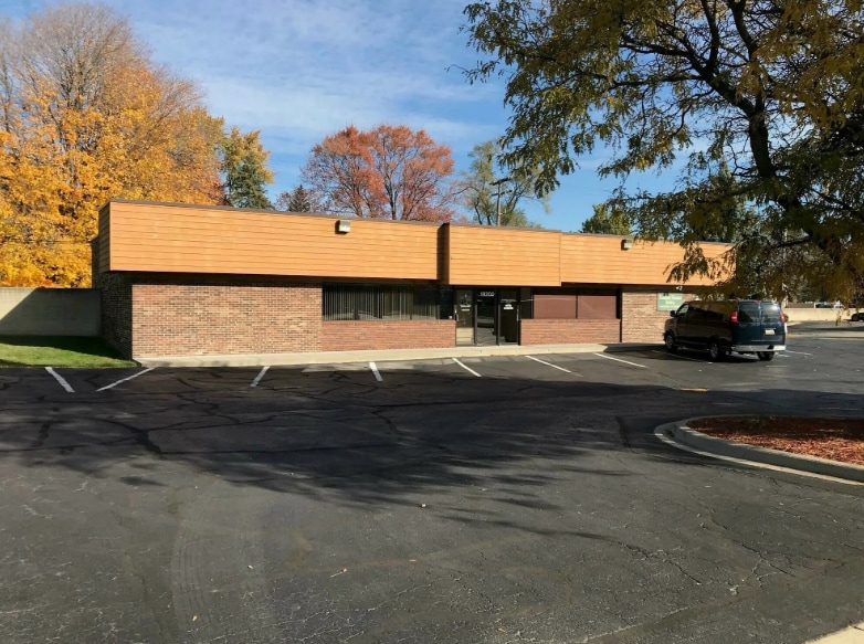 Primary Photo Of 19200 Ecorse Rd, Allen Park Office For Lease