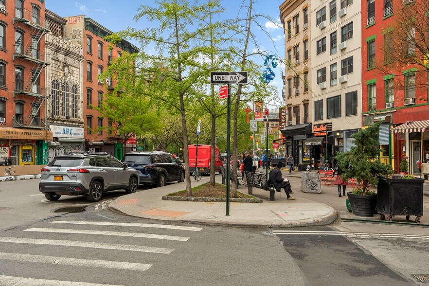 More Photos Of 67 Ludlow St, New York Apartments For Sale