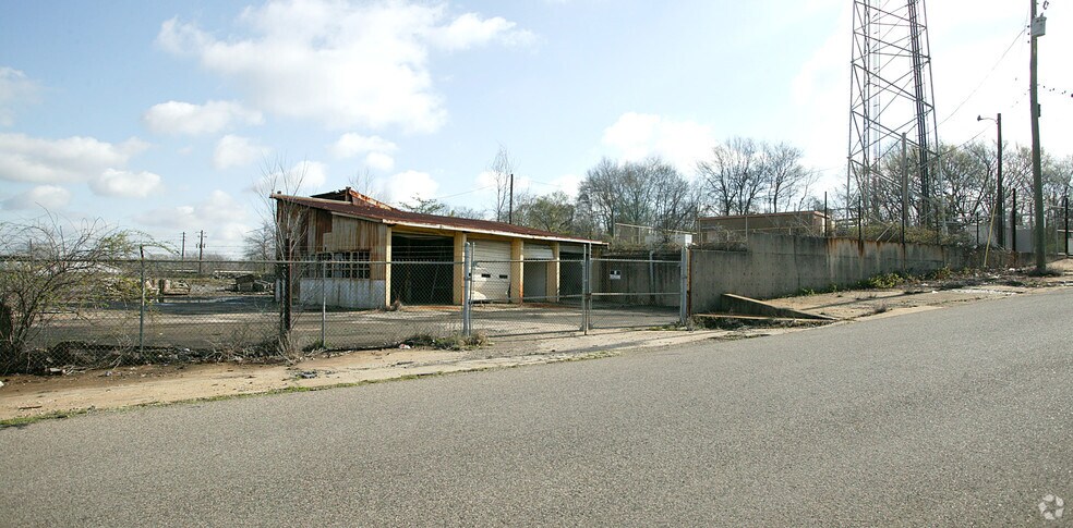 More Photos Of 4400 BLK 7th Ave N, Birmingham Manufacturing For Sale