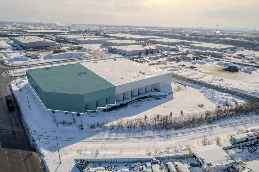 Primary Photo Of 8810 Pl Marien, Montréal-Est Warehouse For Lease