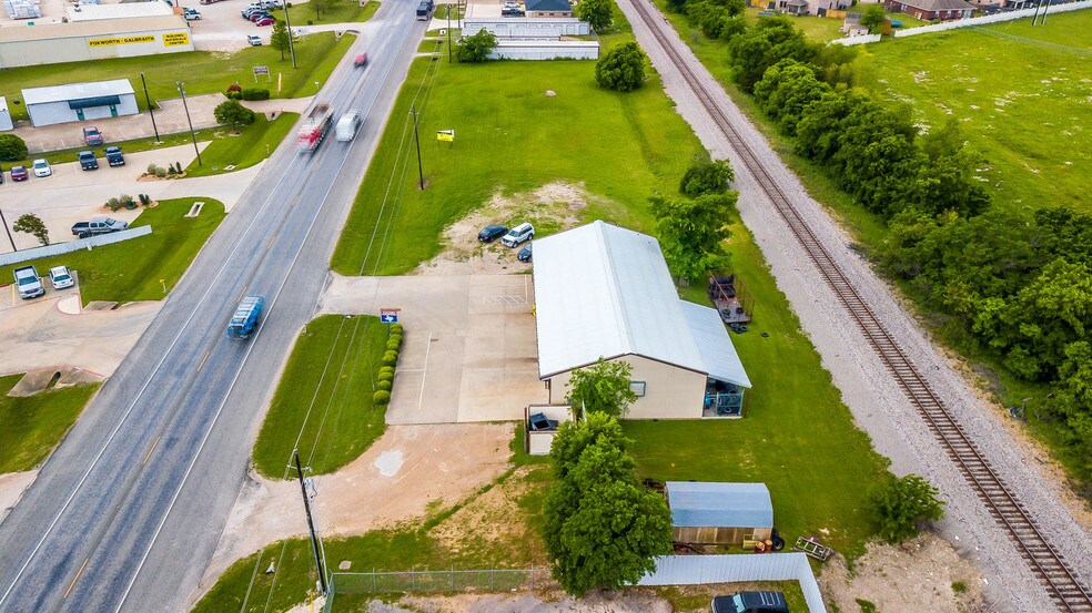 More Photos Of 501 N State Highway 342, Red Oak Auto Repair For Sale