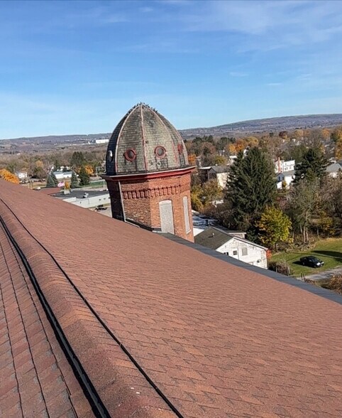 More Photos Of 17 Mill Pl, New York Mills Warehouse For Sale