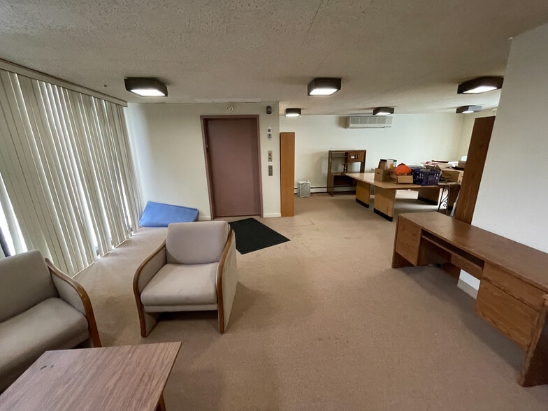 More Photos Of 232 S Home Ave, Pittsburgh Specialty For Sale