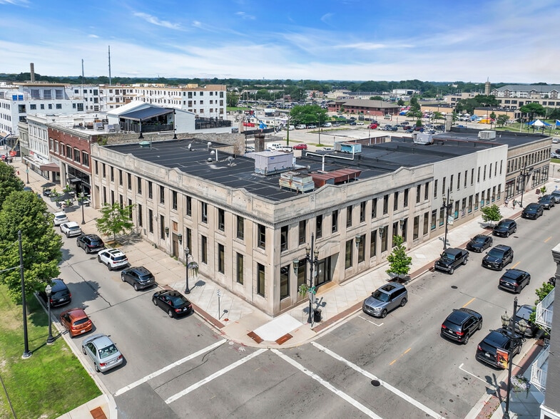 More Photos Of 5522 6th Ave, Kenosha Restaurant For Sale