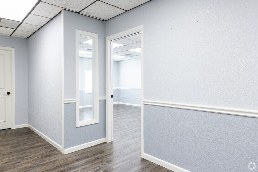 More Photos Of 1802 S Fiske Blvd, Rockledge Office For Lease