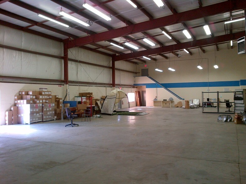 More Photos Of 5146 W Hurley Pond Rd, Wall Township Warehouse For Lease