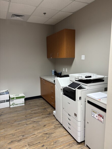 More Photos Of 14239 W Bell Rd, Surprise Office For Lease