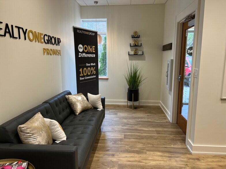 More Photos Of 100 Parkway Office Ct, Cary Medical For Sale