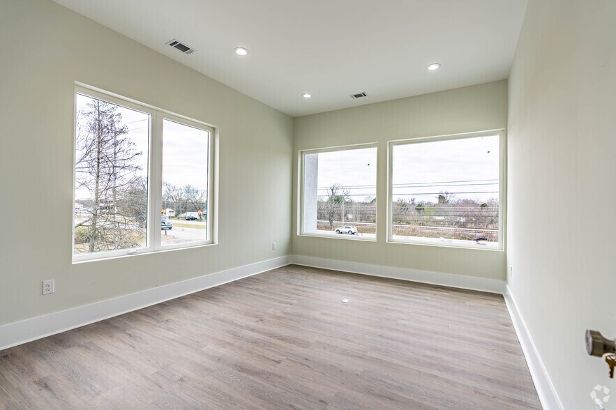 More Photos Of 5824 New Nashville Hwy, Murfreesboro Warehouse For Sale