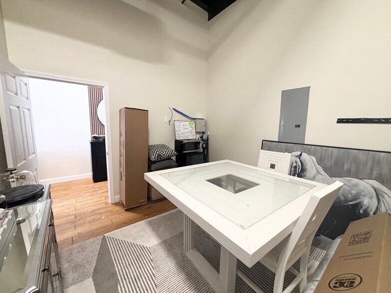 More Photos Of 471-481 Eastern Ave, Malden Storefront Retail Office For Lease