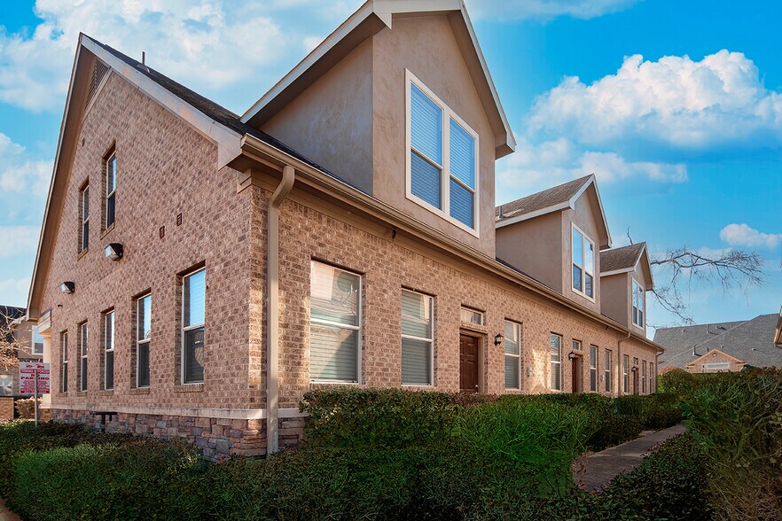 More Photos Of 25511 Budde Rd, The Woodlands Office For Lease
