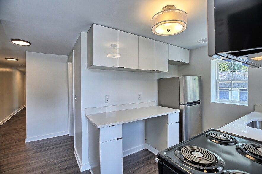 More Photos Of 1026 Ashby Grv SW, Atlanta Apartments For Sale