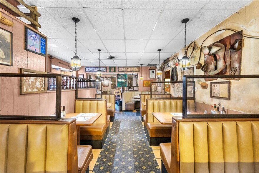 More Photos Of 2400 E 7th St, Long Beach Restaurant For Sale