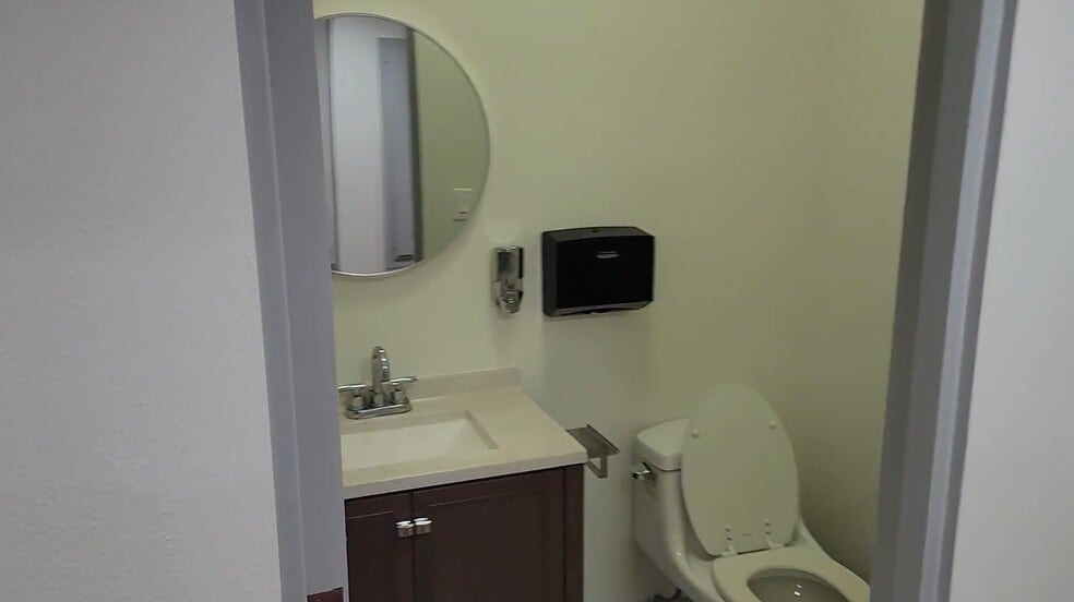 More Photos Of 3231 Waring Ct, Oceanside Medical For Sale