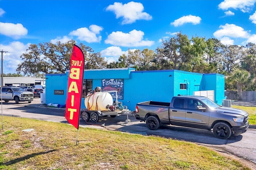 More Photos Of 101 Tamiami Trl S, Nokomis General Retail For Sale