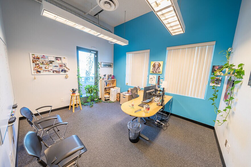 More Photos Of 1630 E River Rd, Tucson Office For Sale