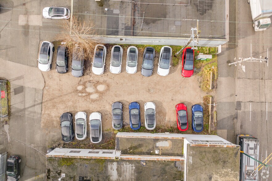 Primary Photo Of 1580 4th Av W, Vancouver Land For Sale