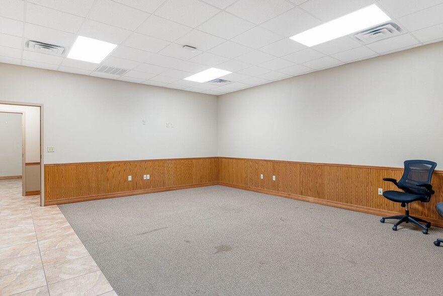 More Photos Of 2753 SH 322 Hwy, Longview Office Residential For Lease