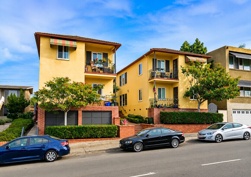 Primary Photo Of 3571 6th Ave, San Diego Apartments For Sale
