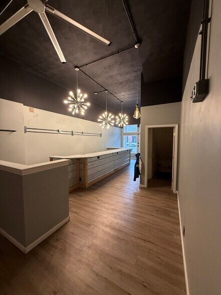 Primary Photo Of 1004 Main St, Lafayette Storefront Retail Office For Lease