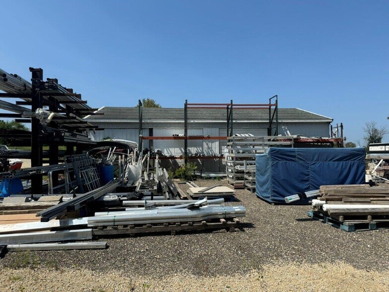 More Photos Of 807 E Harbor Rd, Milton Marina For Sale