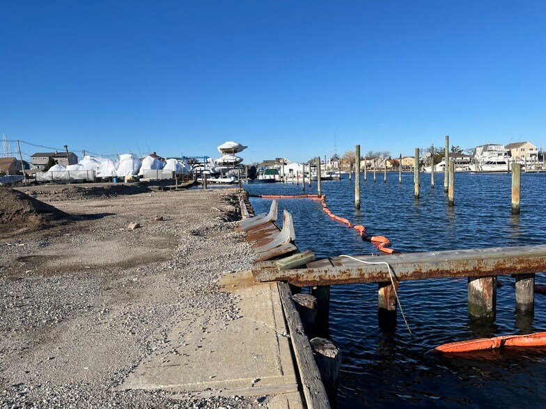 More Photos Of 55 Hudson Ave, Freeport Land For Sale