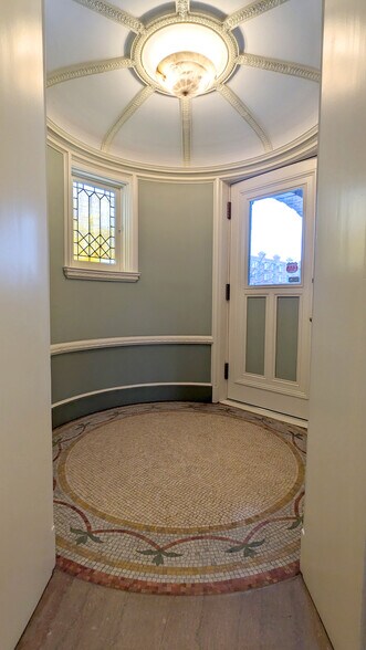 More Photos Of 525 Delaware Ave, Buffalo Office For Sale