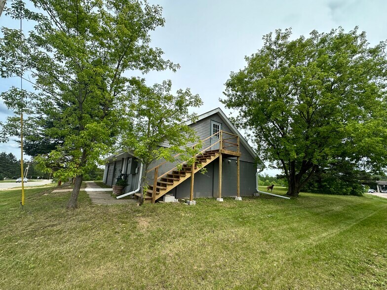 More Photos Of 15213 Co Hwy F hwy, Lakewood Storefront Retail Office For Sale